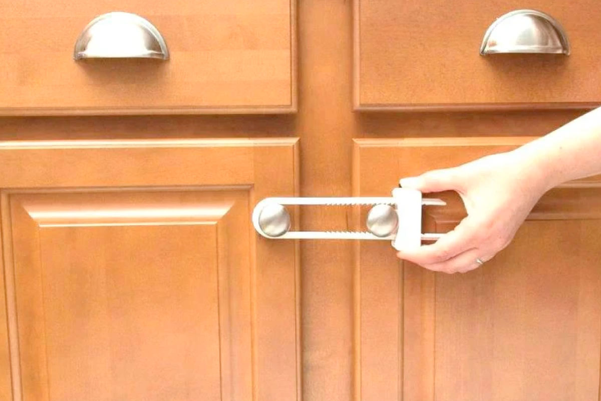 Slide Latch