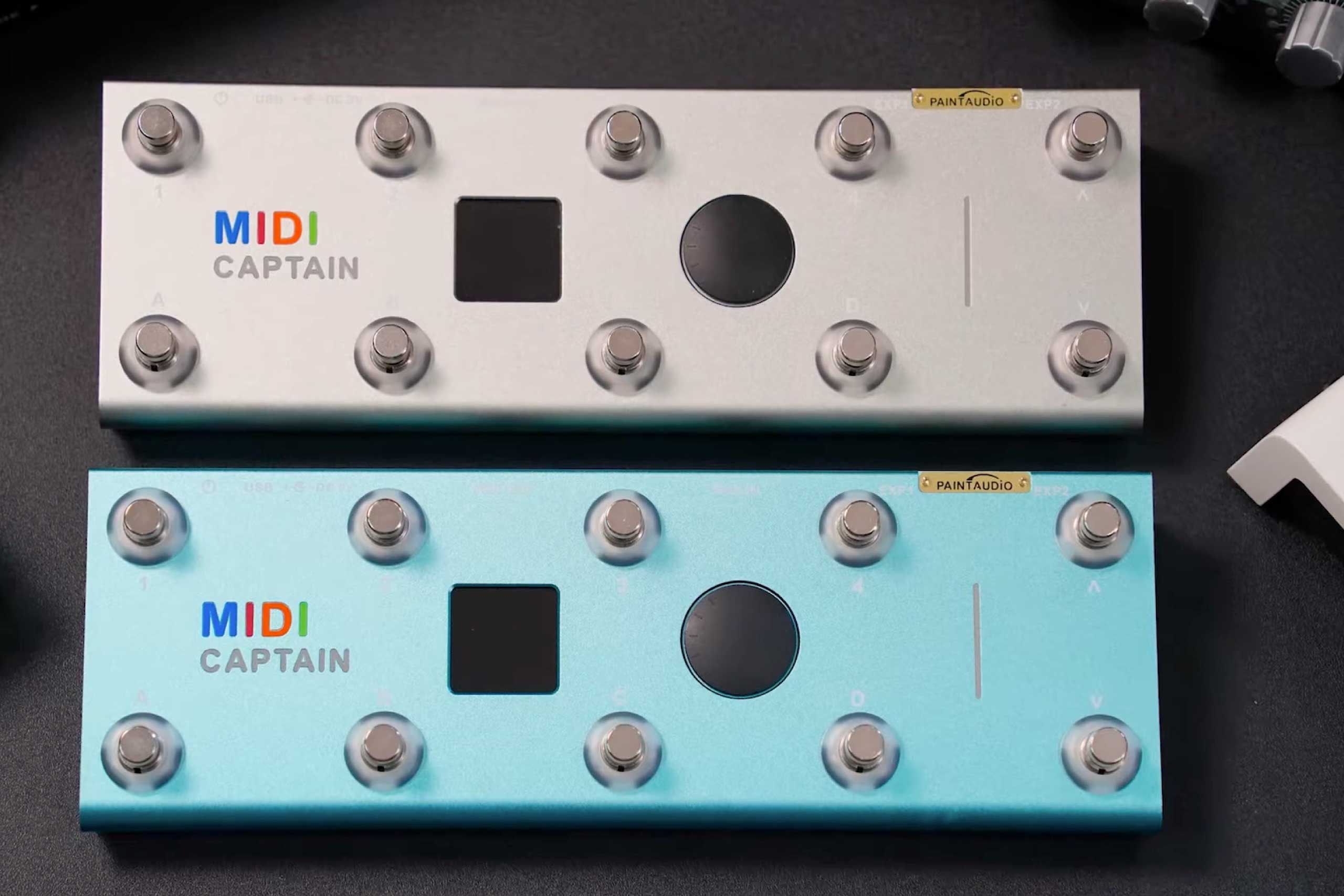 足元で制御する、MIDIフットコントローラー